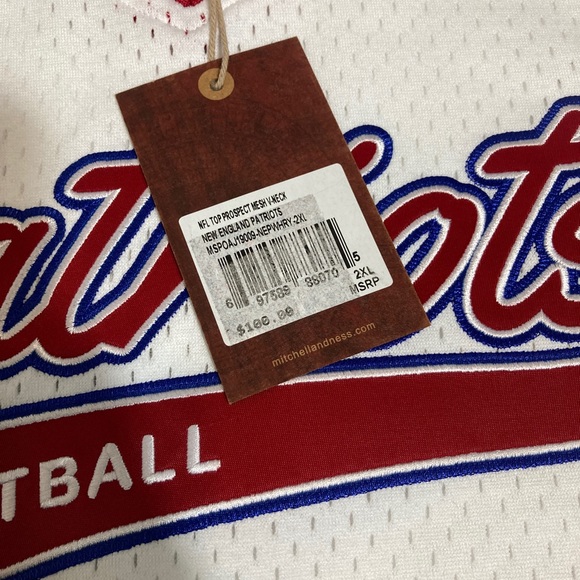 Mitchell and Ness New England Patriots Football Jersey - Picture 4 of 9